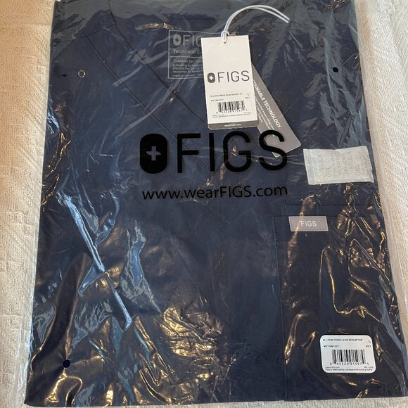 **NEW IN BAG, with tags** FIGS LARGE Chisec Three-Pocket Scrub Top in NAVY - Picture 7 of 7